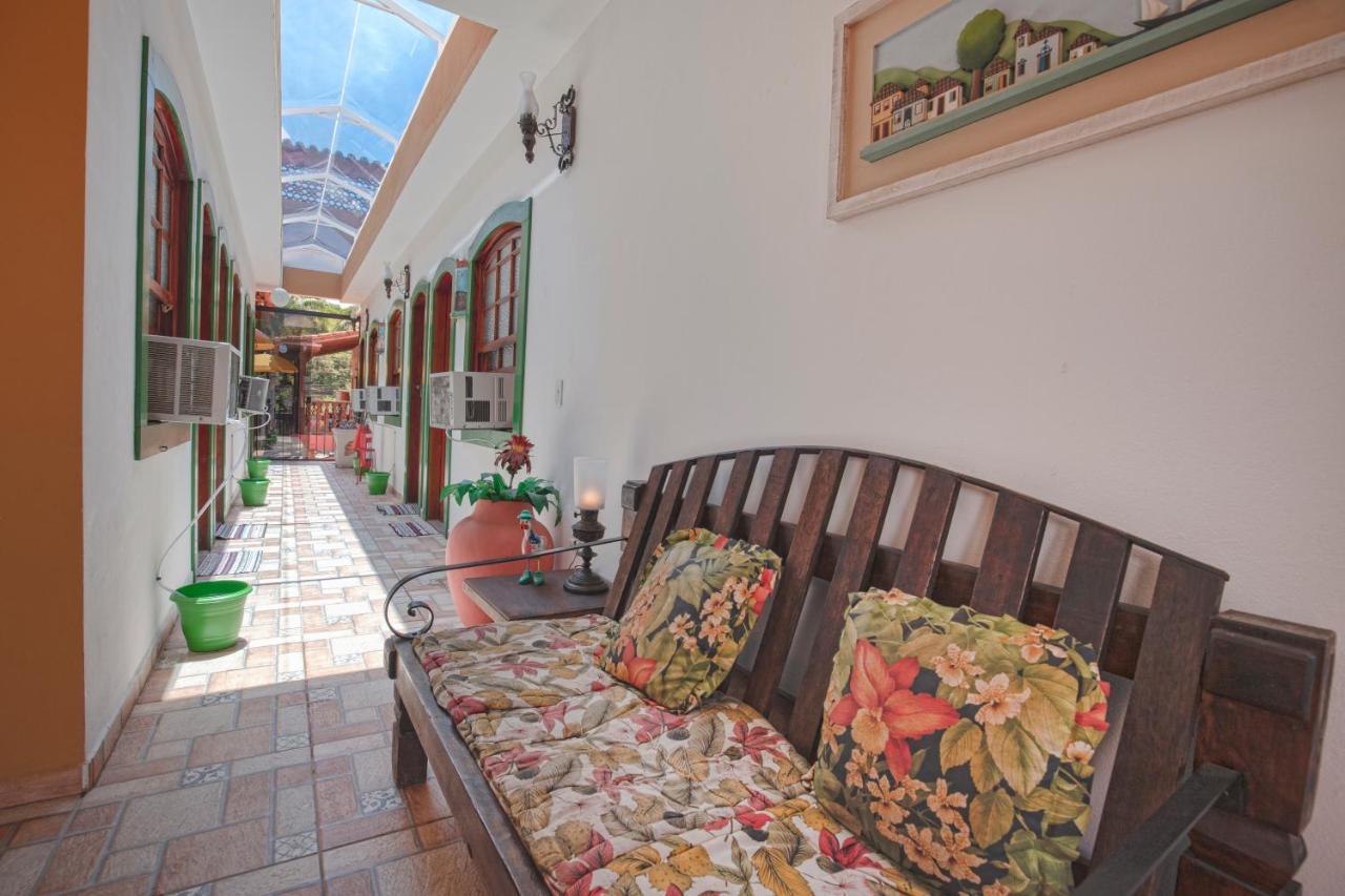 Pousada Casa Do Rio Hostel - 8 Min Do Centro Historico - Passeio De Barco Com Saida Da Pousada -Pago A Parte- Perto Das Praias E Beira Rio Парати Екстериор снимка