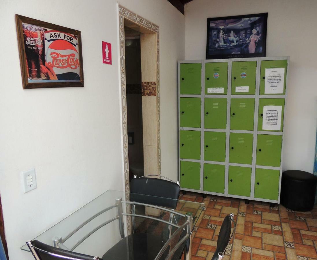 Pousada Casa Do Rio Hostel - 8 Min Do Centro Historico - Passeio De Barco Com Saida Da Pousada -Pago A Parte- Perto Das Praias E Beira Rio Парати Екстериор снимка